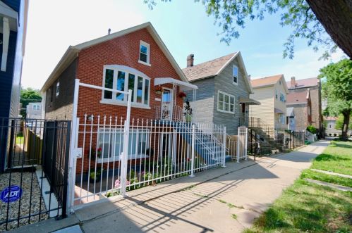 3242 Carpenter St, Chicago IL 60643-2246 exterior