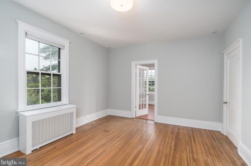 3524 Edmunds St, Washington DC 20007-1463 exterior