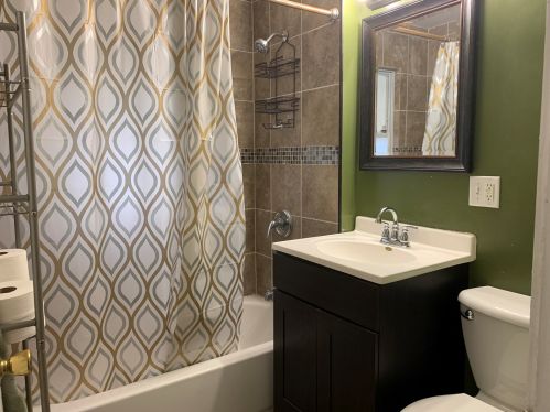 4923 Kamerling Ave, Chicago IL 60651-1812 exterior