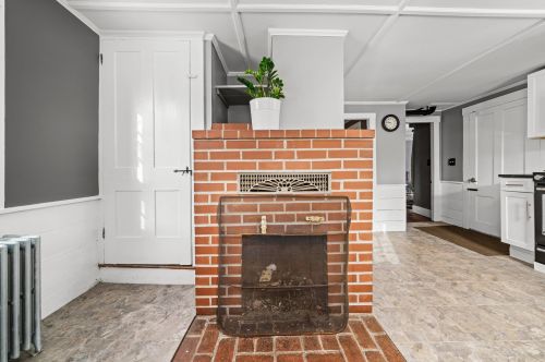 33 Washington St, Concord NH  03301-4341 exterior