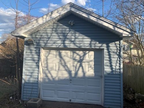 55 Fox St, West Springfield MA  01089-2632 exterior