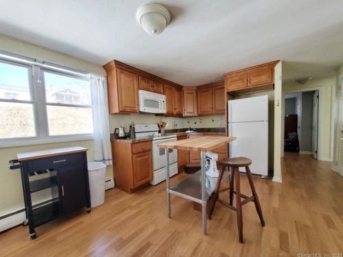 108 Colorado Ave, Torrington CT 06790-5109 exterior