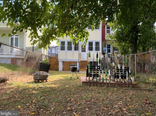 1316 W St, Washington DC 20009-1107 exterior