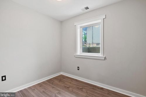 2216 30th St, Washington DC  20020-3369 exterior