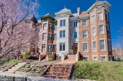 2728 13th St, Washington DC 20018-3901 exterior