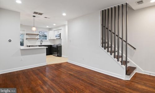 5120 Jay St, Washington DC 20019-5529 exterior