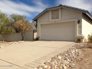 6392 Camino Katrina, Tucson AZ  85718-2836 exterior