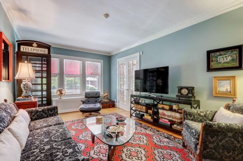 2518 Olive St, Milwaukee WI  53211-1736 exterior