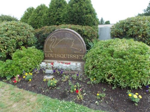 99 Nipmuc Trl, Providence, RI 02904-7746