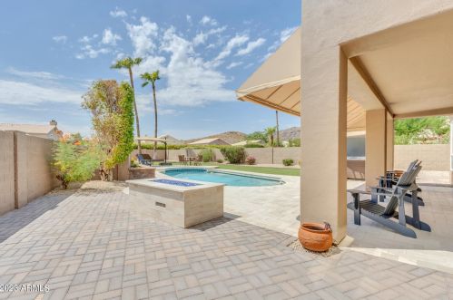 14280 12 Pl, Phoenix AZ 85014-5105 exterior