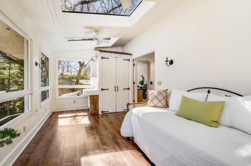 1129 Mason Wood Dr, Atlanta GA 30329-3803 exterior