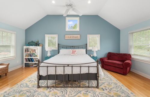 131 Monroe Ave, Red Bank NJ 07702 exterior