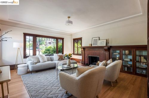 2718 Russell St, Berkeley CA 94705-2333 exterior