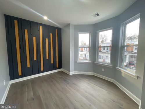 1617 Allengrove St, Philadelphia PA  19124-2729 exterior