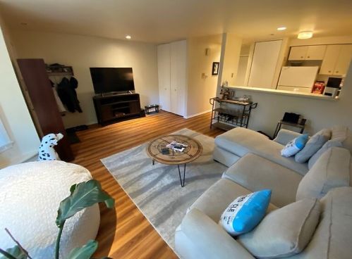 1870 Dayton St, Chicago IL 60614-1409 exterior