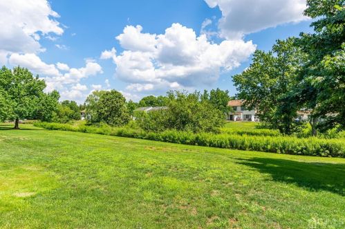 262 Hampshire Ct, Piscataway NJ 08854-6248 exterior