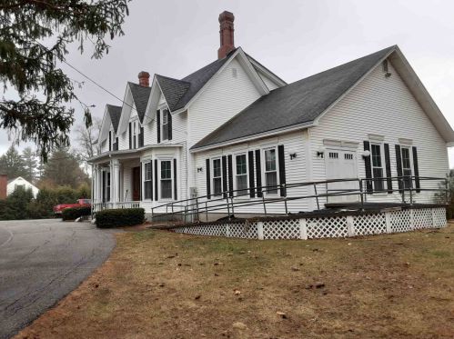 42 Washington St, Concord, NH 03303-1519