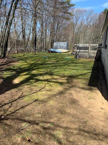 90 Redwood Ave, Concord NH 03301-3519 exterior