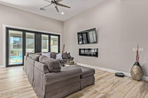 22640 47th Pl, Phoenix AZ  85050-6905 exterior