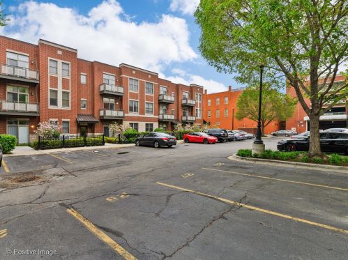 1351 Halsted St, Chicago IL  60607-5004 exterior