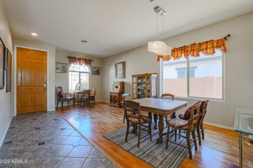 675 Las Colinas Pl, Chandler, AZ 85249-6901