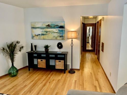 6420 49, Milwaukee WI 53208-1105 exterior