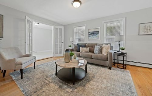 4 Mckinley Rd, Worcester MA  01605-2112 exterior