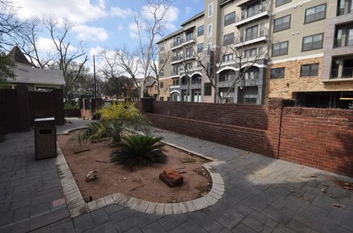 905 22nd 1/2 St, Austin, TX 78705-5069