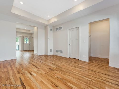 2052 Bingham St, Chicago IL  60647-4032 exterior