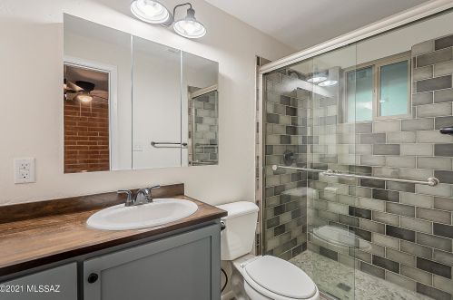 5616 Lee St, Tucson AZ  85712-4208 exterior