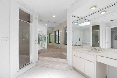 17320 Lake Park Rd, Boca Raton FL 33487-1166 exterior