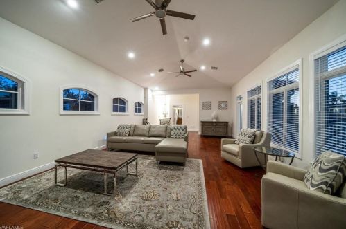 453 18 Ave, Naples FL 34120-3556 exterior