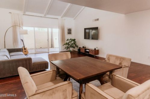 6216 21st Dr, Phoenix AZ  85015-1901 exterior