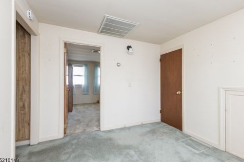 439 Lexington Ave, Cranford NJ 07016-2737 exterior