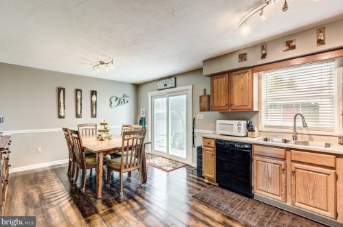 17 Starlite Dr, Littlestown PA 17340-1660 exterior