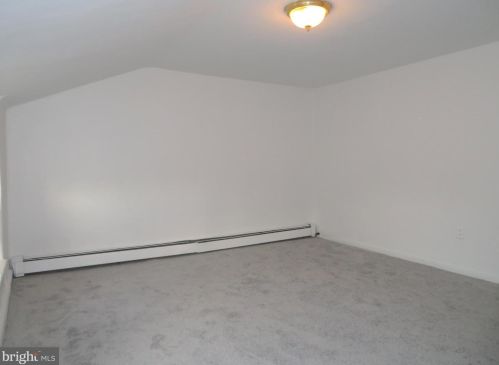 123 Levering St, Philadelphia PA 19127-1403 exterior