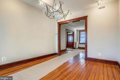 414 7 St, Washington DC 20003-2756 exterior