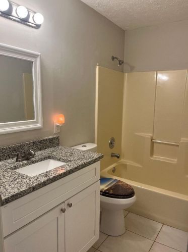 2120 Trillo St, Fort Pierce FL  34952-6893 exterior