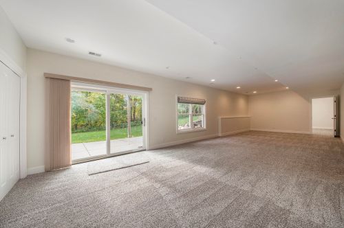 4412 Whitewood Farms Dr, Grand Rapids MI exterior