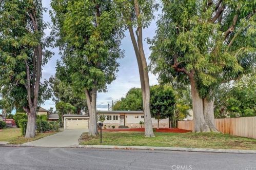 18191 Bigelow Park, Tustin CA 92780-2201 exterior