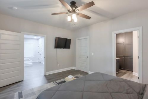 390 Holderness St, Atlanta GA 30310-1706 exterior