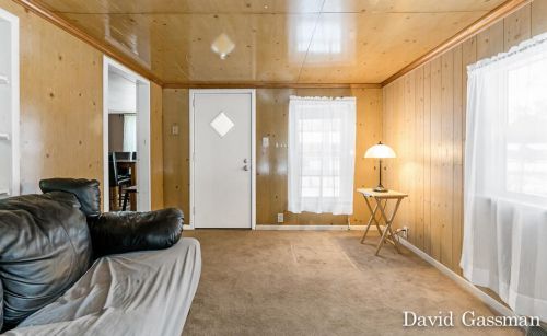 2386 Manahan Ave, Meskegon MI 49444-2666 exterior