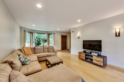 6221 Kildare Ave, Chicago IL 60803-2109 exterior