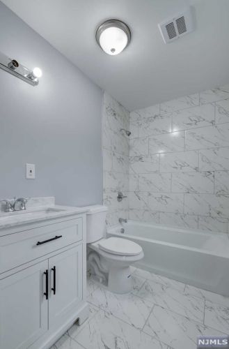 171 Shephard Ave, Newark NJ  07112-2022 exterior