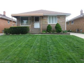 3327 Norris Ave, Cleveland OH  44134-3924 exterior