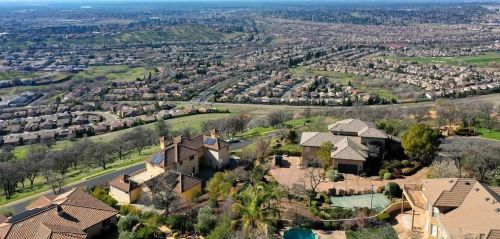 3390 Beatty Dr, Folsom CA 95762-7000 exterior