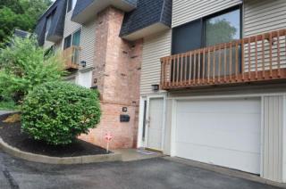 210 Penn Ln, Rochester, NY 14625-2216