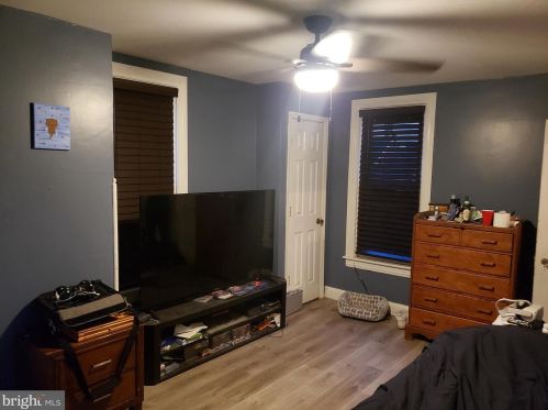 323 High St, Hanover PA 17331-3921 exterior