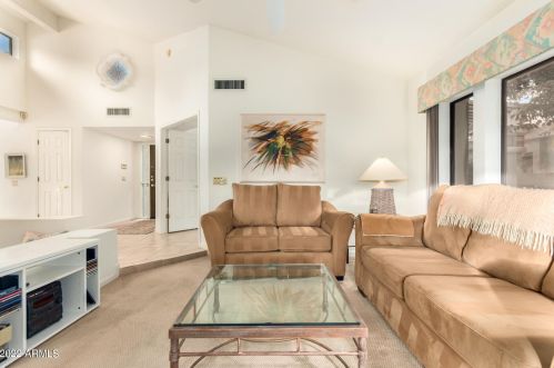 9418 51st St, Phoenix AZ 85044-2313 exterior