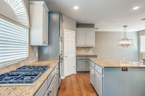 10204 Fire Rdg Dr, Frisco TX 75033-1376 exterior